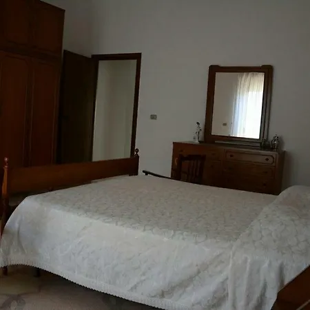 Mariagrazia Taviano (Lecce)